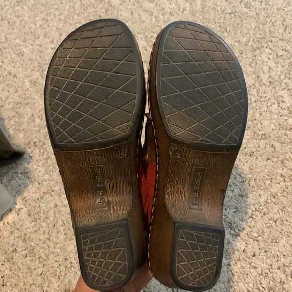 Leather Clogs - Picture 3 of 6